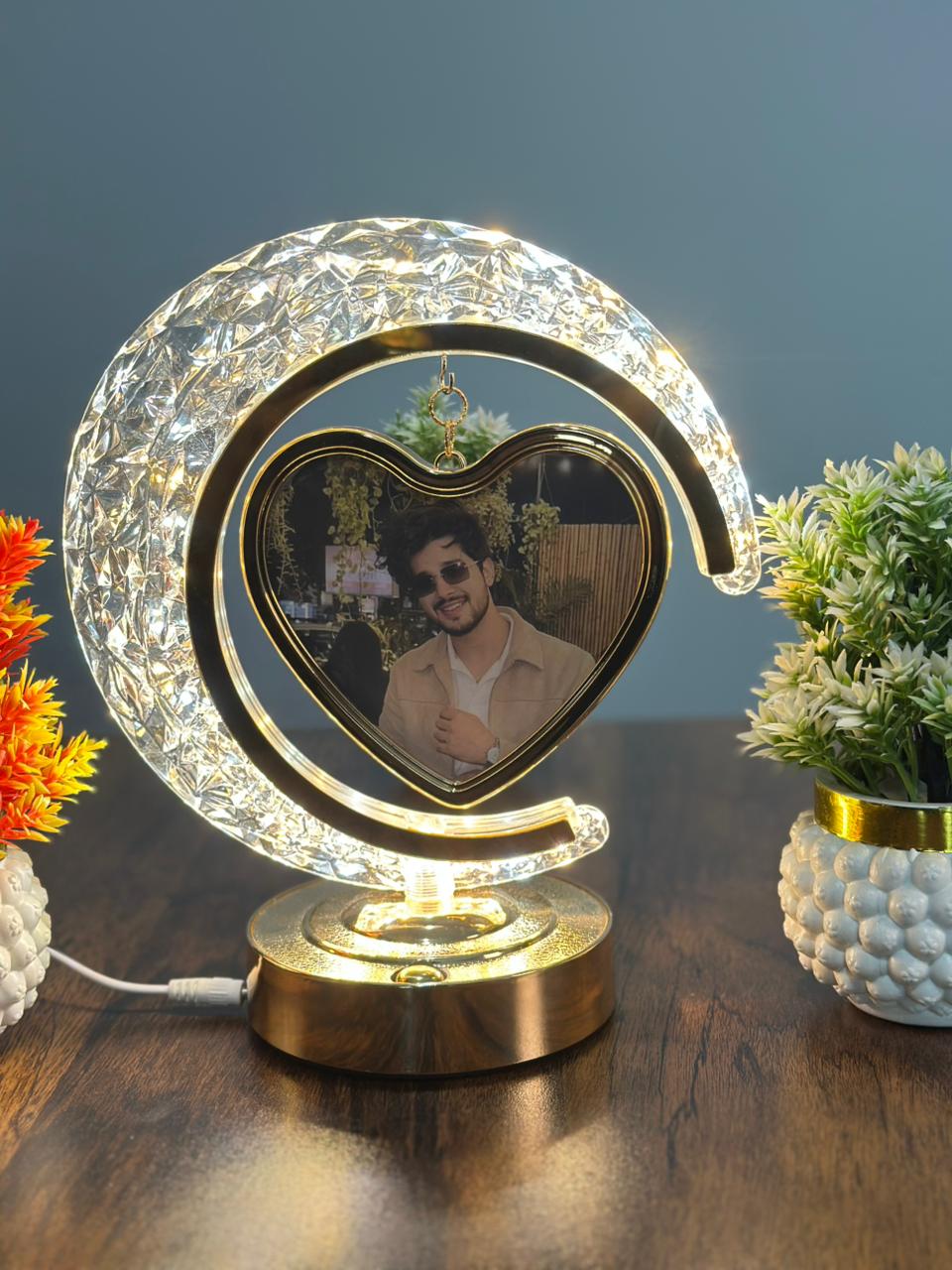 Customized Heart LED Photo Lamp β Personalized Gift for Couples & Loved Ones
